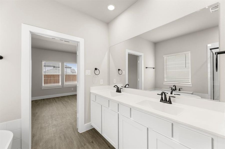 20. 709 Wilderness - Bath (3)