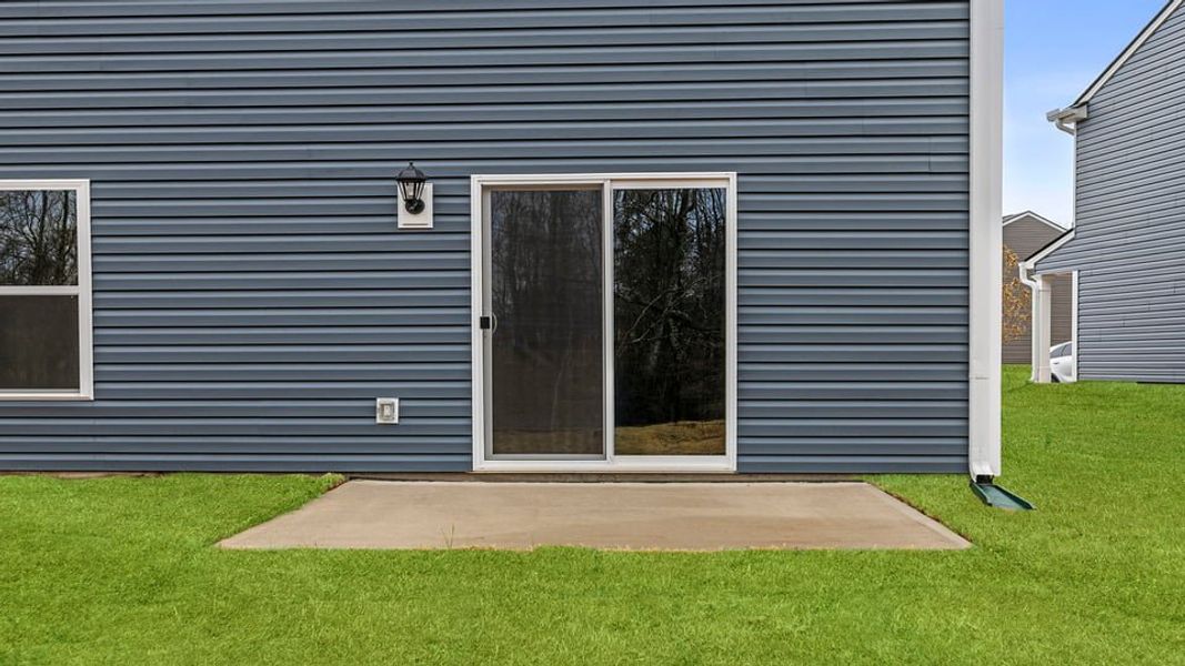 Exterior details and patio area of a home in Cedar Gap, Fountain Inn (Image 2).
