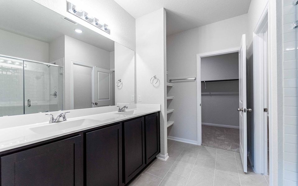 Furnished interior view inside a new home in Swenson Heights, Seguin (Image 7).