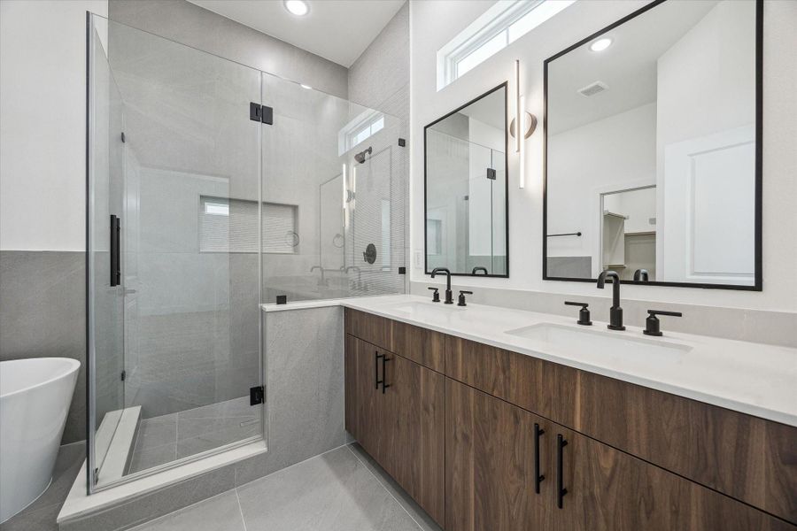 Furnished interior view inside a new home in , Houston (Image 12). Furnished interior view inside a new home in , Houston (Image 12).