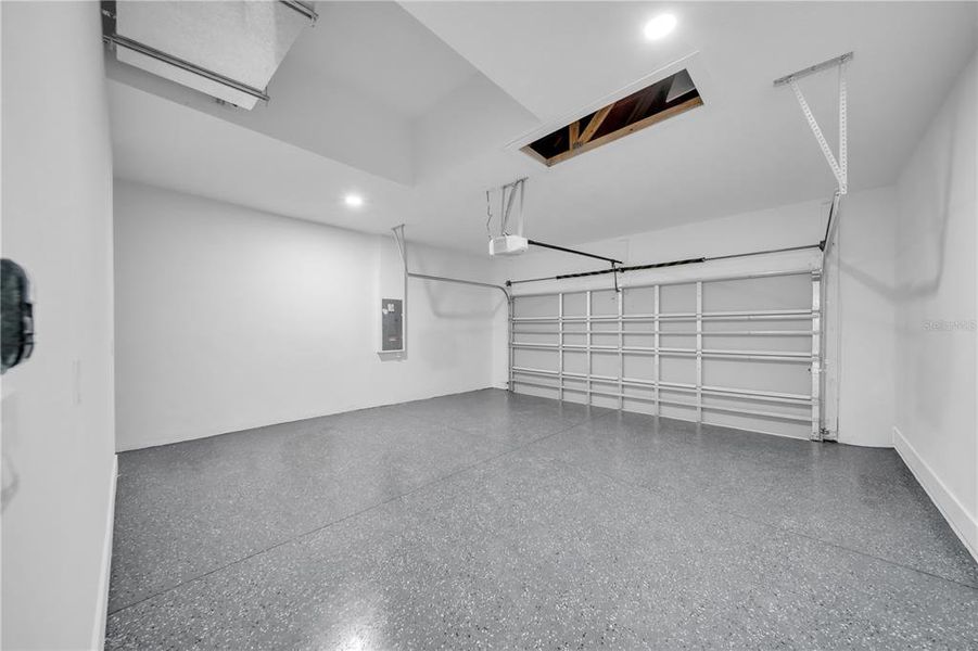 Spacious, unfurnished interior of a new home in , North Port (Image 36).