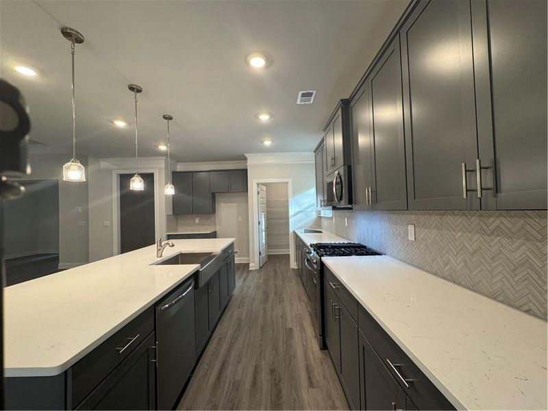 Furnished interior view inside a new home in Tuscany Hills, Douglasville (Image 5).