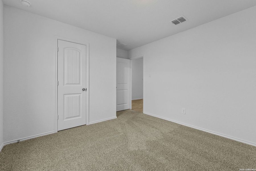 Spacious, unfurnished interior of a new home in Arroyo Ranch, Seguin (Image 27). Spacious, unfurnished interior of a new home in Arroyo Ranch, Seguin (Image 27).