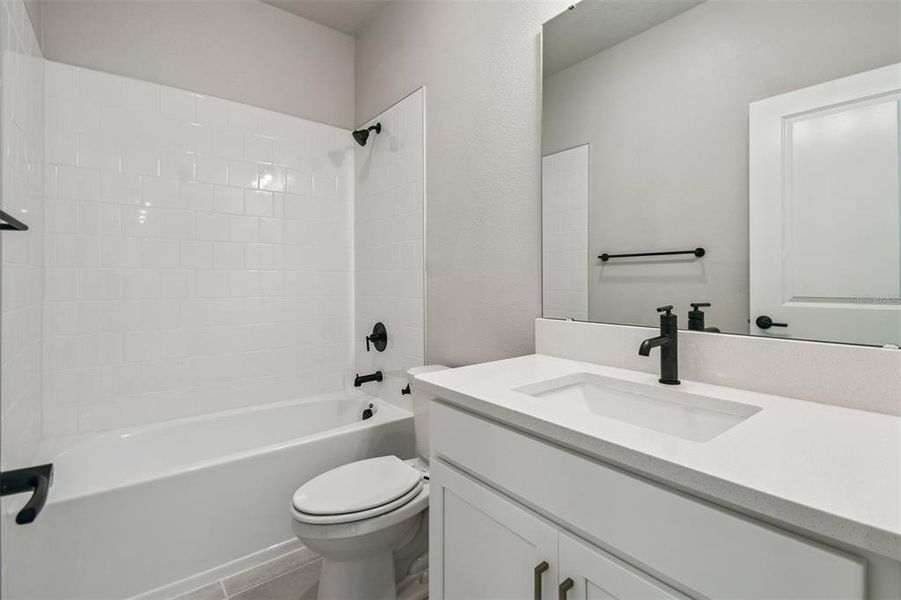 Furnished interior view inside a new home in Weslyn Park in Sunbridge 34', St. Cloud (Image 18).