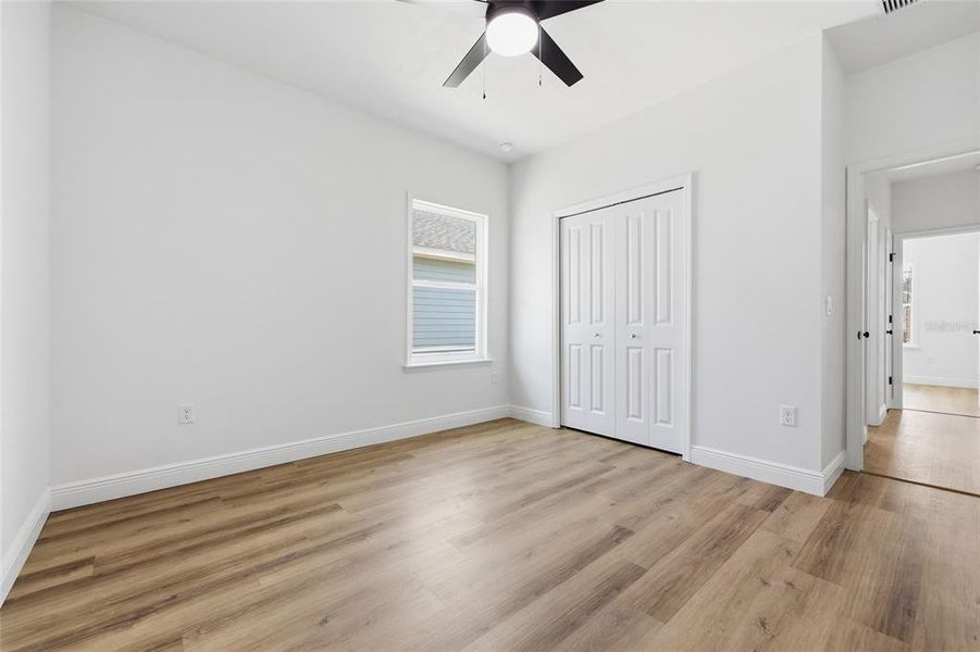 Spacious, unfurnished interior of a new home in Grand Oaks, Gainesville (Image 28).