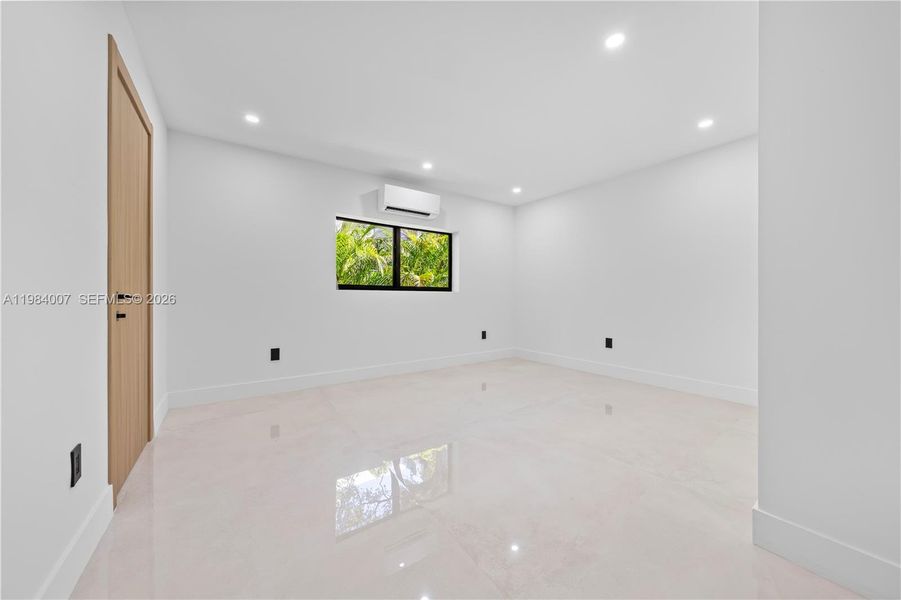 Spacious, unfurnished interior of a new home in , North Miami (Image 26).