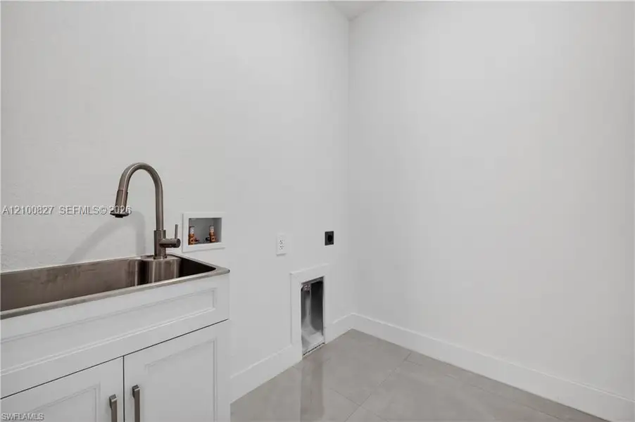 Image 32 of a home in . Image 32 of a home in .