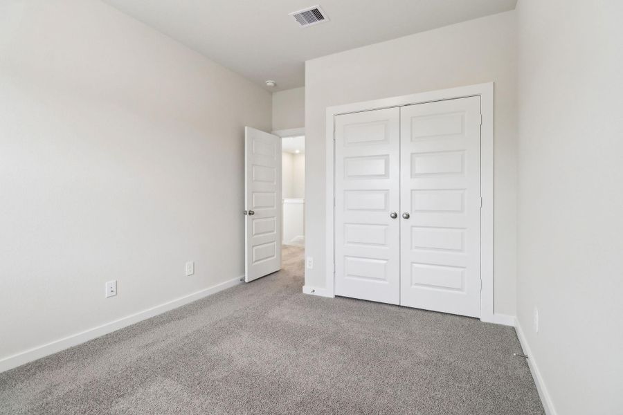 Photo is not of the actual home but is an inspirational photo of builder’s model home and may depict options, furnishings, and/or decorator features that are not included. Photo is not of the actual home but is an inspirational photo of builder’s model home and may depict options, furnishings, and/or decorator features that are not included.