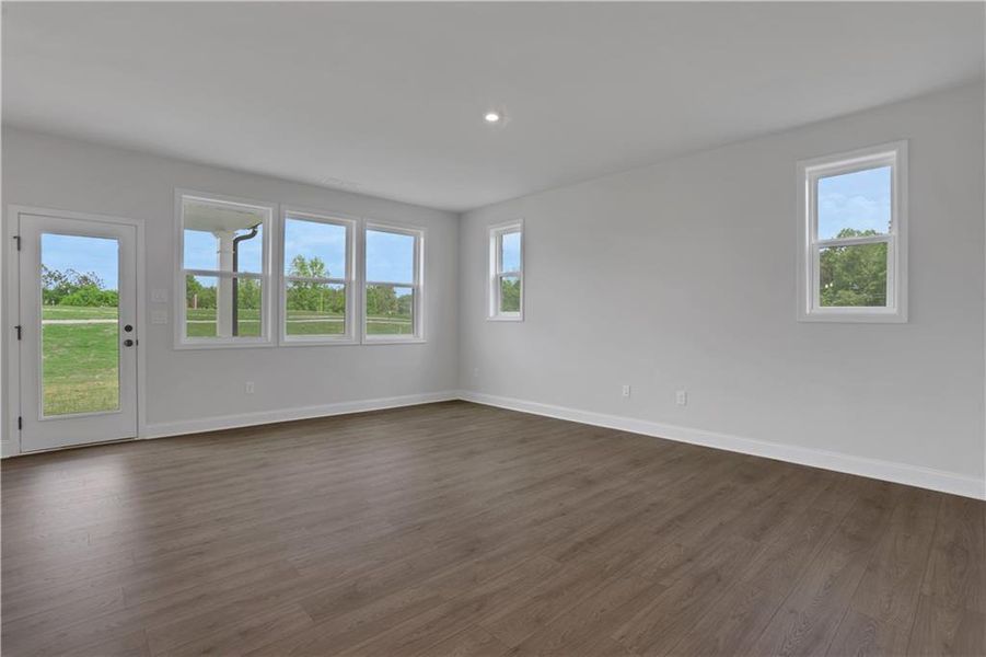 Spacious, unfurnished interior of a new home in Easton Walk, Lawrenceville (Image 27).
