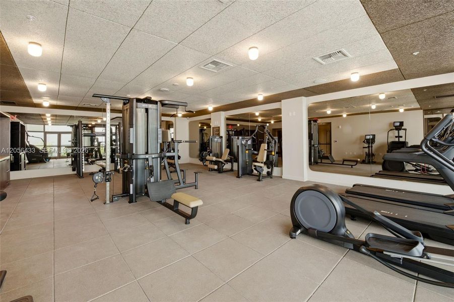 Community amenities in Domus Brickell Park, Miami (Image 25).