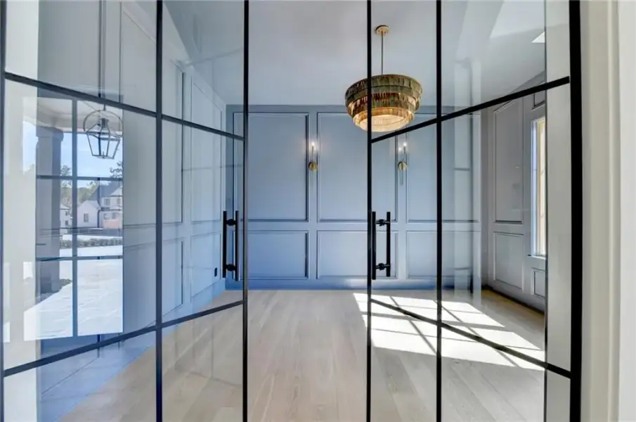 Spacious, unfurnished interior of a new home in Lyndon Creek, Milton (Image 54).