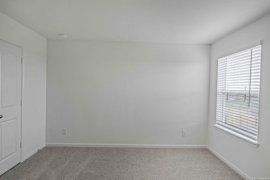 Spacious, unfurnished interior of a new home in , San Antonio (Image 14).