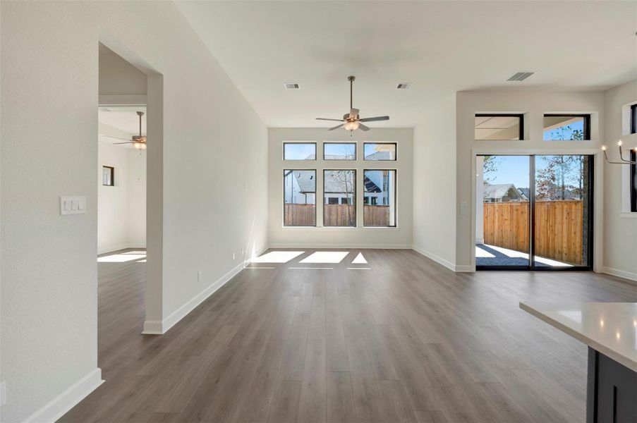 Spacious, unfurnished interior of a new home in Kresston, Montgomery (Image 18).