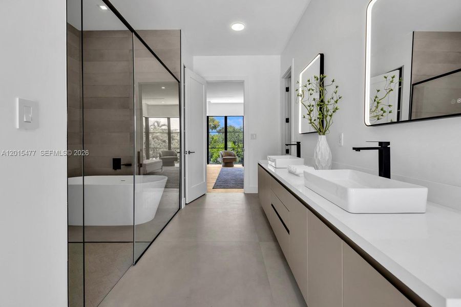 Furnished interior view inside a new home in , Coral Gables (Image 4).