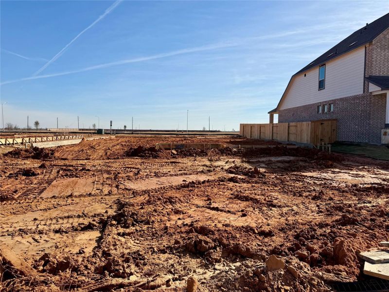 Site preparation for new homesites in Sunterra Lakes, Brookshire (Image 19).