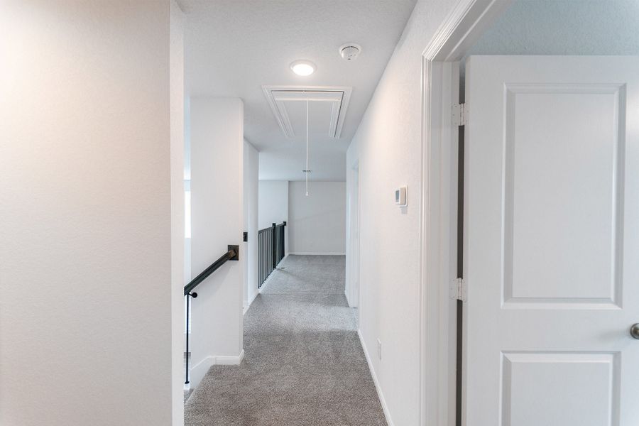 Spacious, unfurnished interior of a new home in Hannah Heights, Seguin (Image 14).