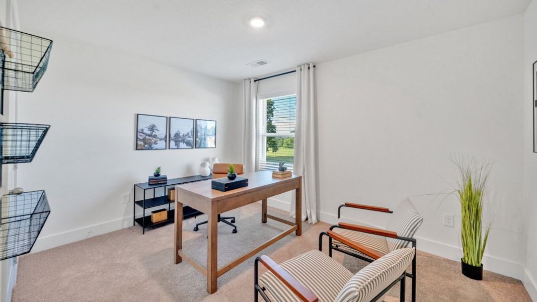 Representative furnished interior of a home built from the Salem by D.R. Horton in Price's Point, Knoxville (Image 16).