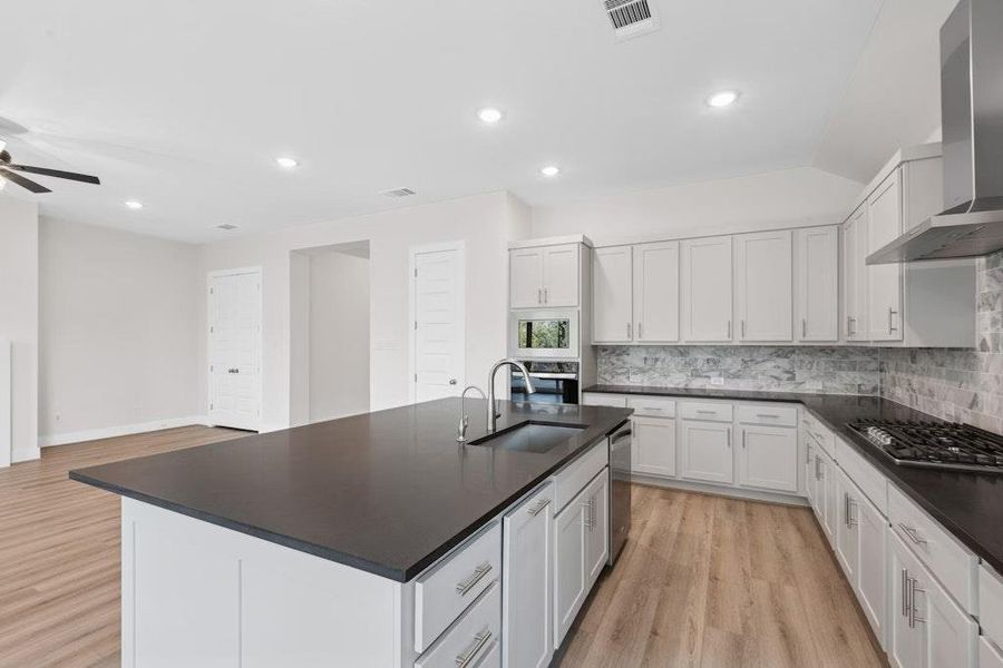 Furnished interior view inside a new home in Double Eagle Ranch, Cedar Creek (Image 4). Furnished interior view inside a new home in Double Eagle Ranch, Cedar Creek (Image 4).