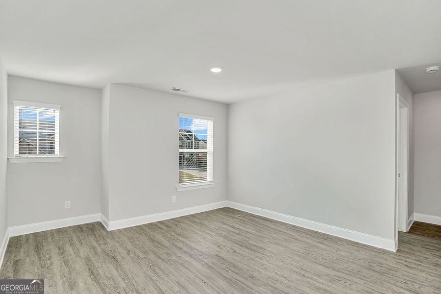 Spacious, unfurnished interior of a new home in Harley Farms South, Bonaire (Image 16).
