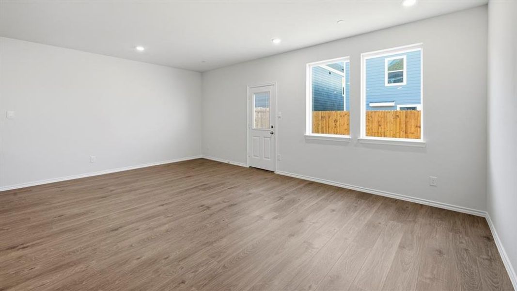 Spacious, unfurnished interior of a new home in Arbor Trails South, Princeton (Image 30).