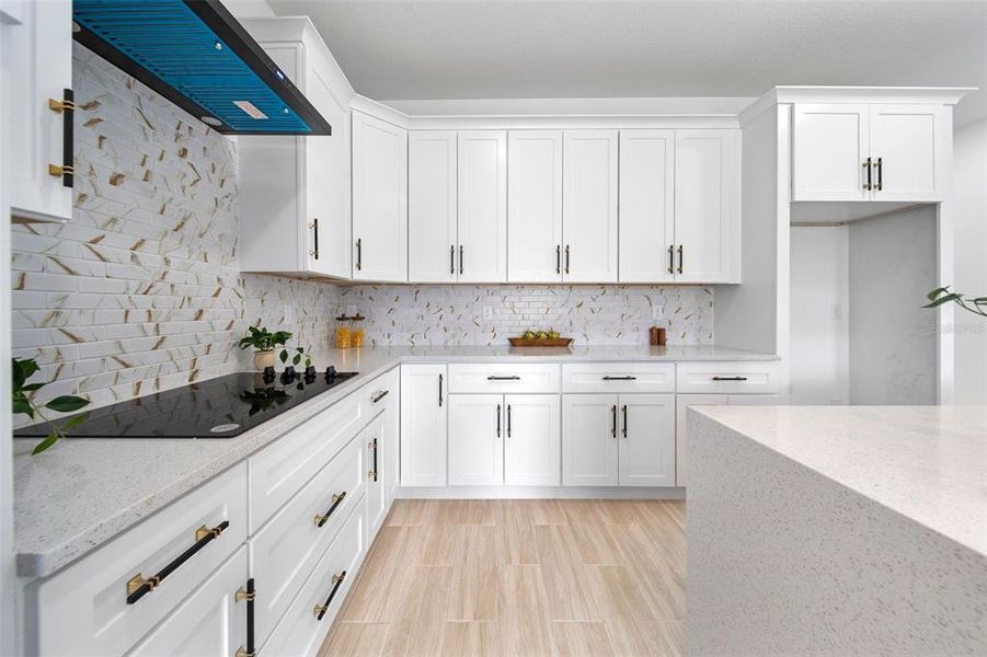 Furnished interior view inside a new home in , Orlando (Image 4).