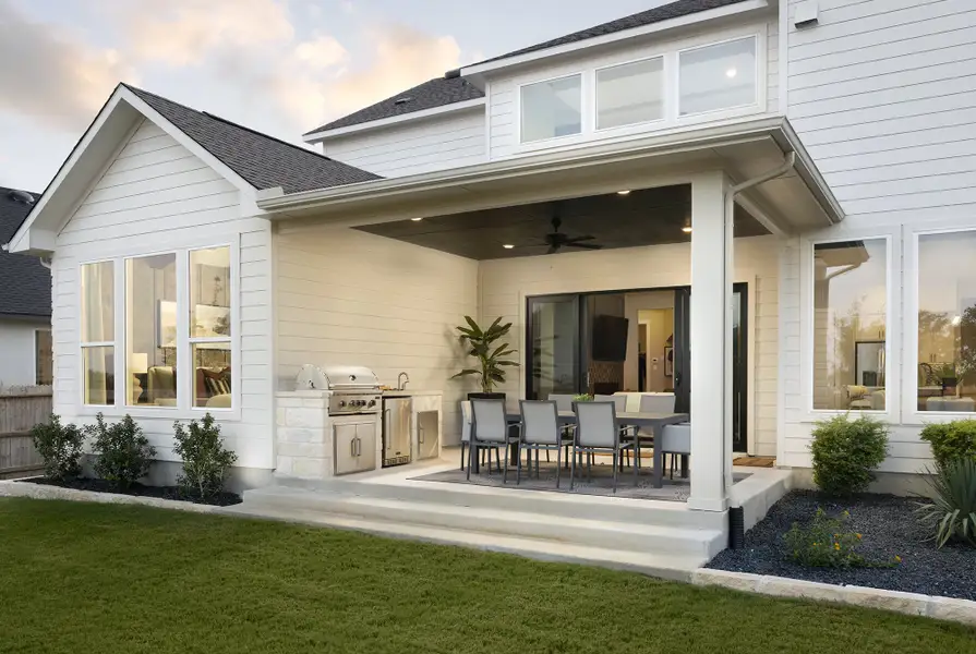 Representative exterior details of a home built from the Jonestown by Scott Felder Homes in Esperanza, Boerne (Image 3).