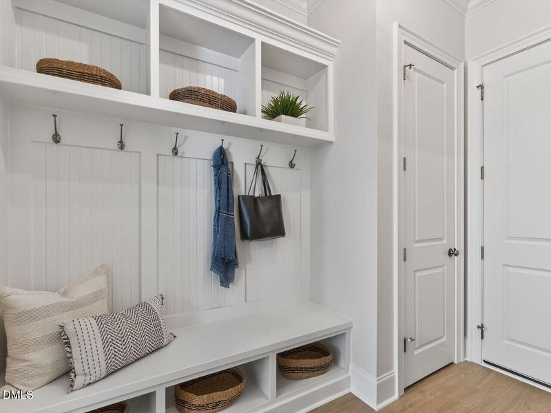 024-1280x960-mudroom