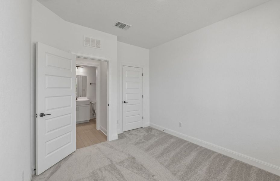 Spacious, unfurnished interior of a new home in Santa Rita Ranch, Liberty Hill (Image 49). Spacious, unfurnished interior of a new home in Santa Rita Ranch, Liberty Hill (Image 49).