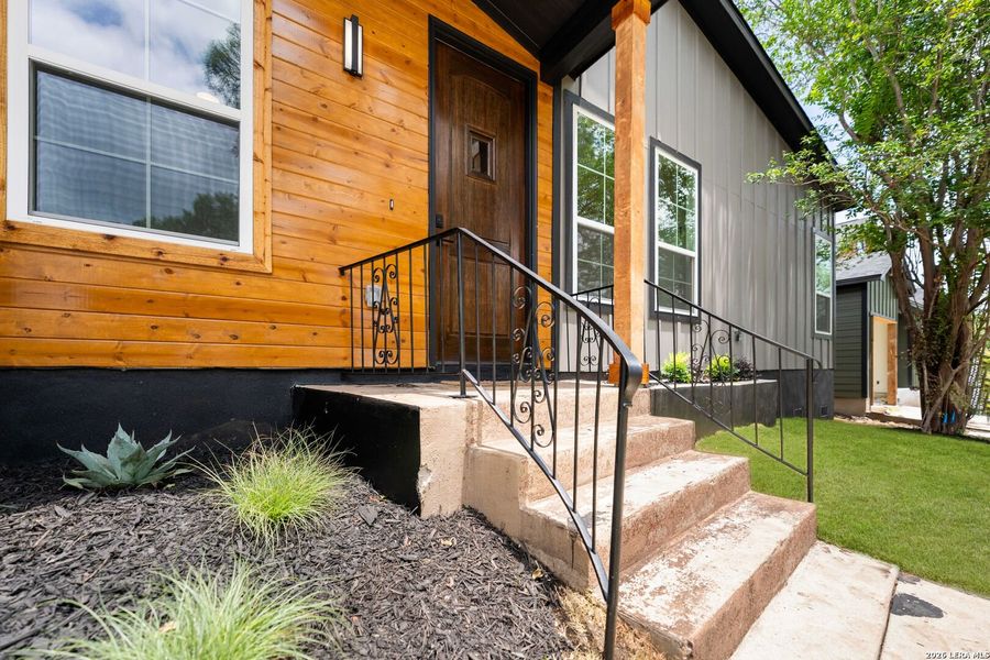 Exterior details and patio area of a home in , San Antonio (Image 35).
