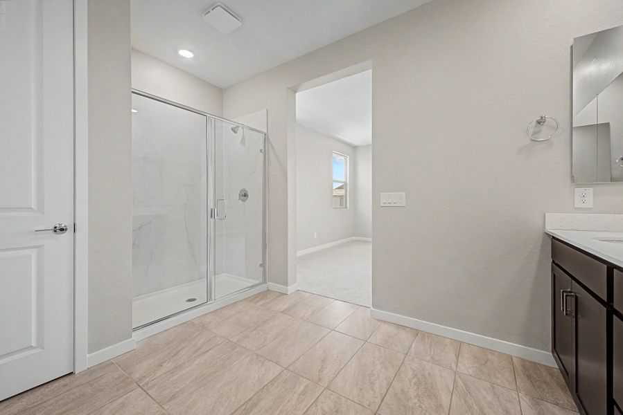 Spacious, unfurnished interior of a new home in Wildera, San Tan Valley (Image 10). Spacious, unfurnished interior of a new home in Wildera, San Tan Valley (Image 10).