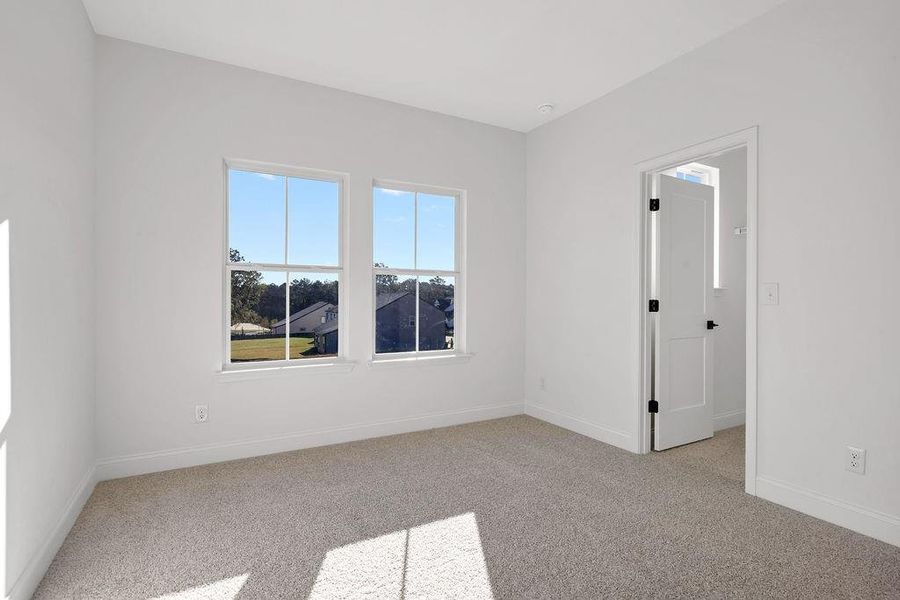 Spacious, unfurnished interior of a new home in Pickens Bluff, Hiram (Image 19). Spacious, unfurnished interior of a new home in Pickens Bluff, Hiram (Image 19).