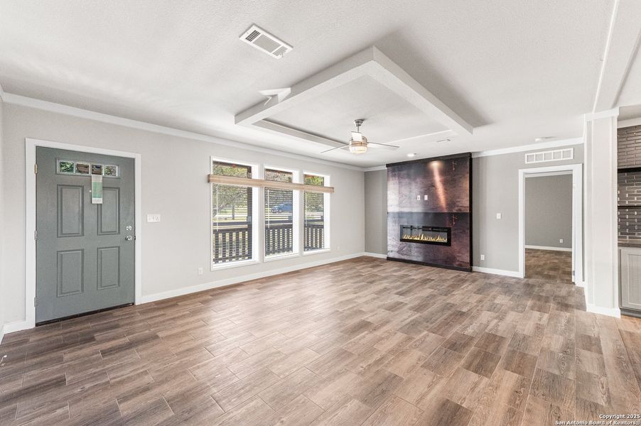 Spacious, unfurnished interior of a new home in , Spring Branch (Image 46).