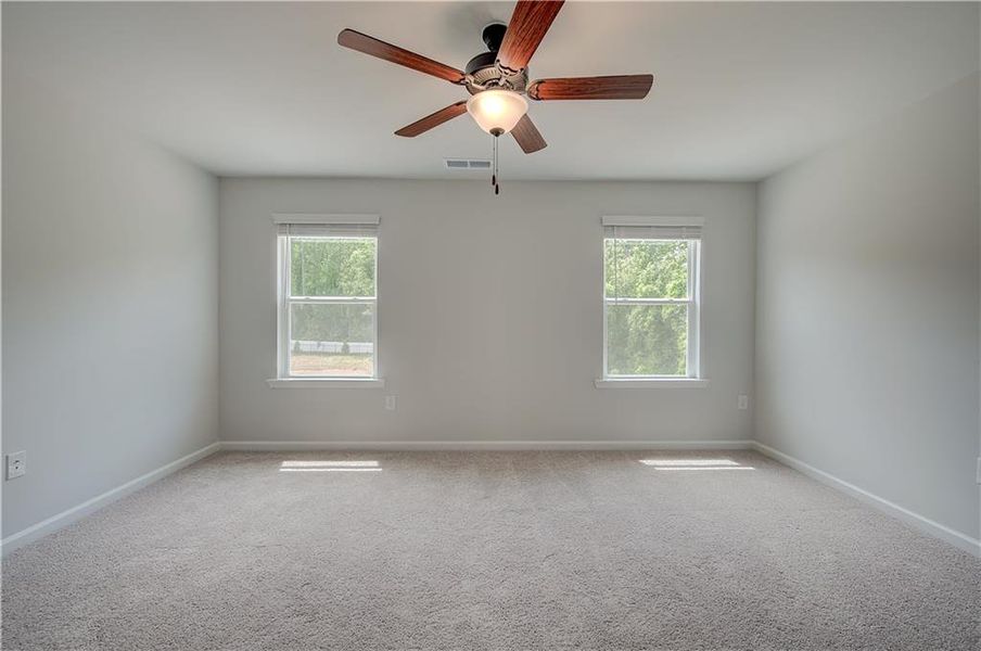 Spacious, unfurnished interior of a new home in Avery Landing, McDonough (Image 14).