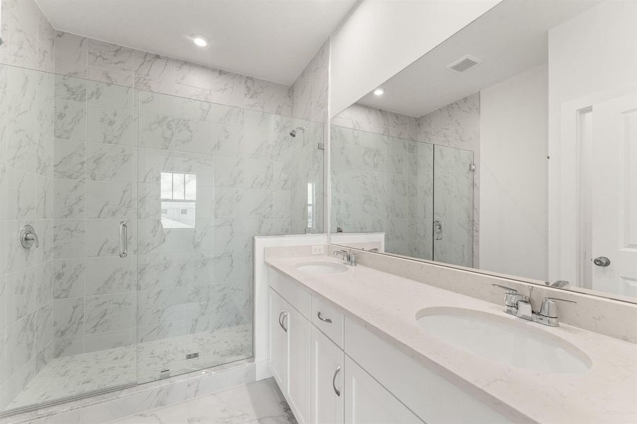 US_SEF_BEACON_LOT 90_OWNERS BATH