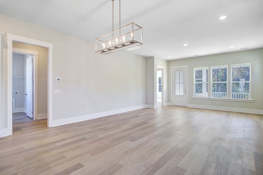 Spacious, unfurnished interior of a new home in Indigo Grove Single Family Homes, Johns Island (Image 39).