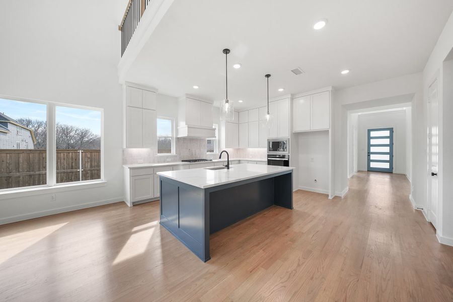 Furnished interior view inside a new home in Inspiration - Paradise Village, Lucas (Image 8).