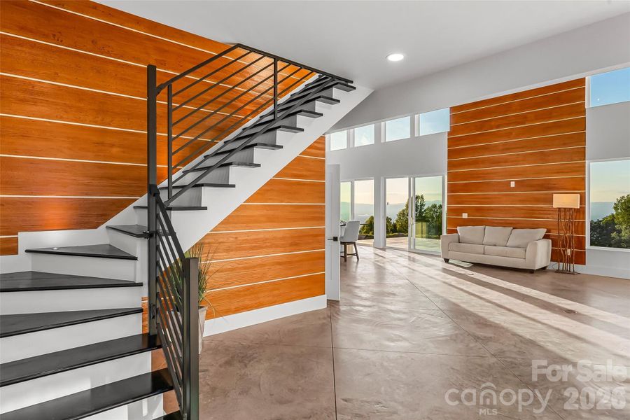 Image 32 of a home in .