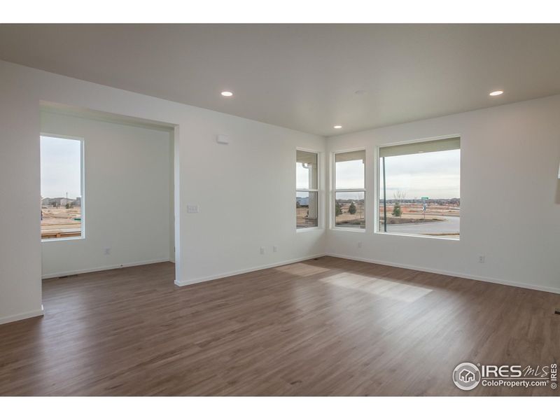 EXAMPLE PHOTOS: LIVING ROOM