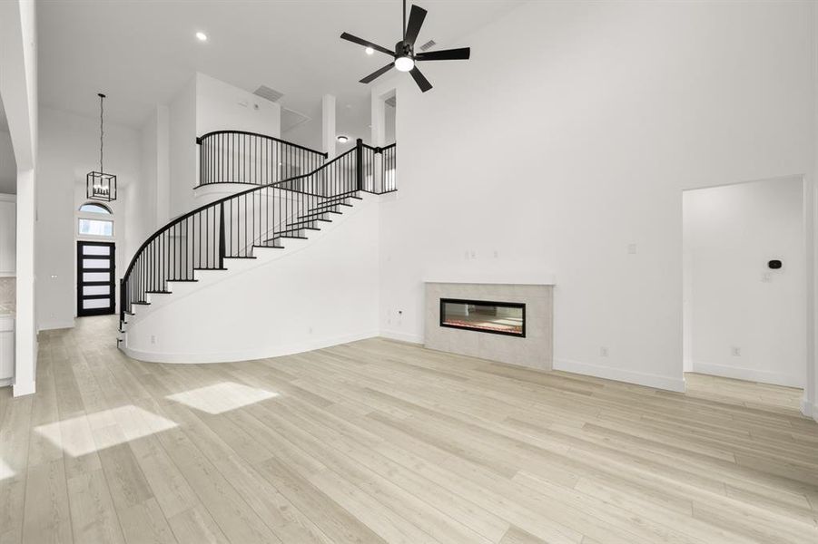 2412 Sparrow- Living Room-2