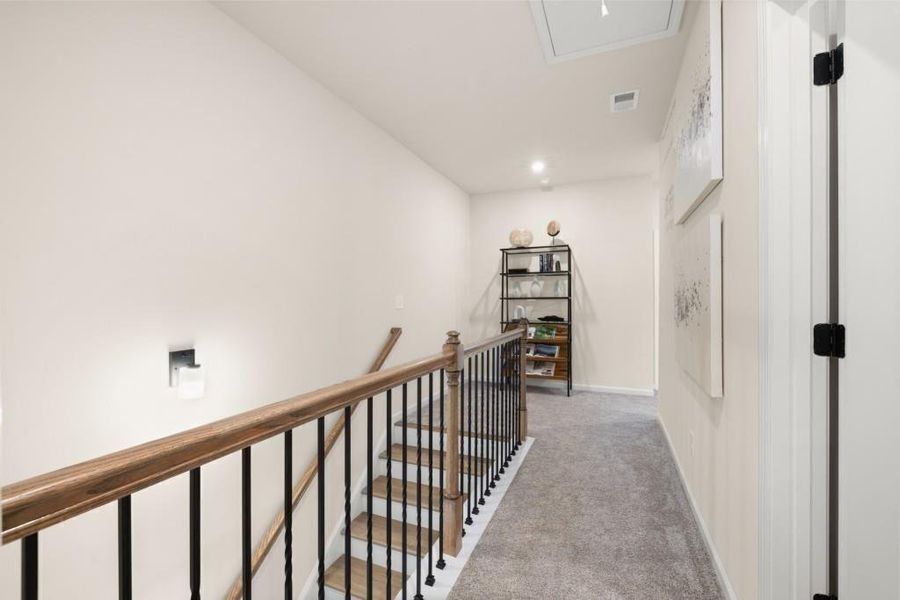 Spacious, unfurnished interior of a new home in Franklin Manor, Lawrenceville (Image 53).