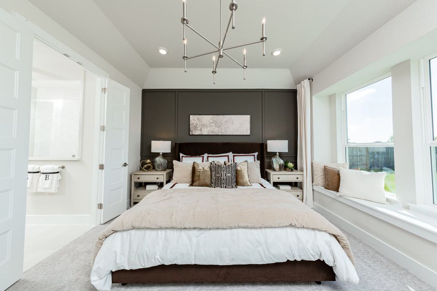 Representative furnished interior of a home built from the Alder by Beazer Homes in Copia Pines, Montgomery (Image 9).