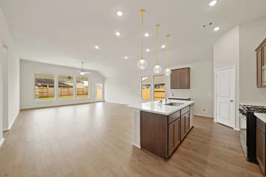 4br New Home in Spring, TX.  - Slide 3