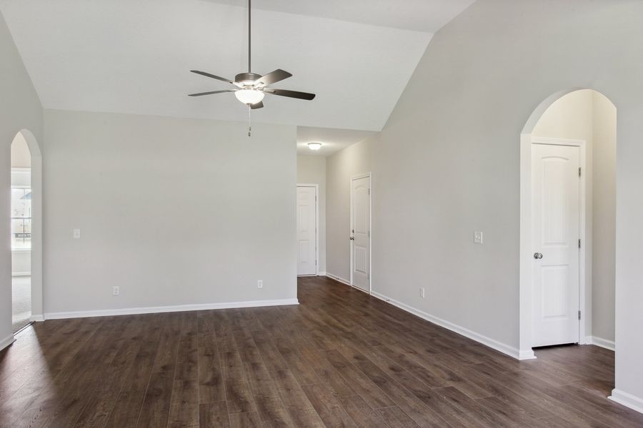 Representative unfurnished interior of a home built from the The Stafford by RTS Homes in The Pointe at Villages on Marne, Hinesville (Image 39).