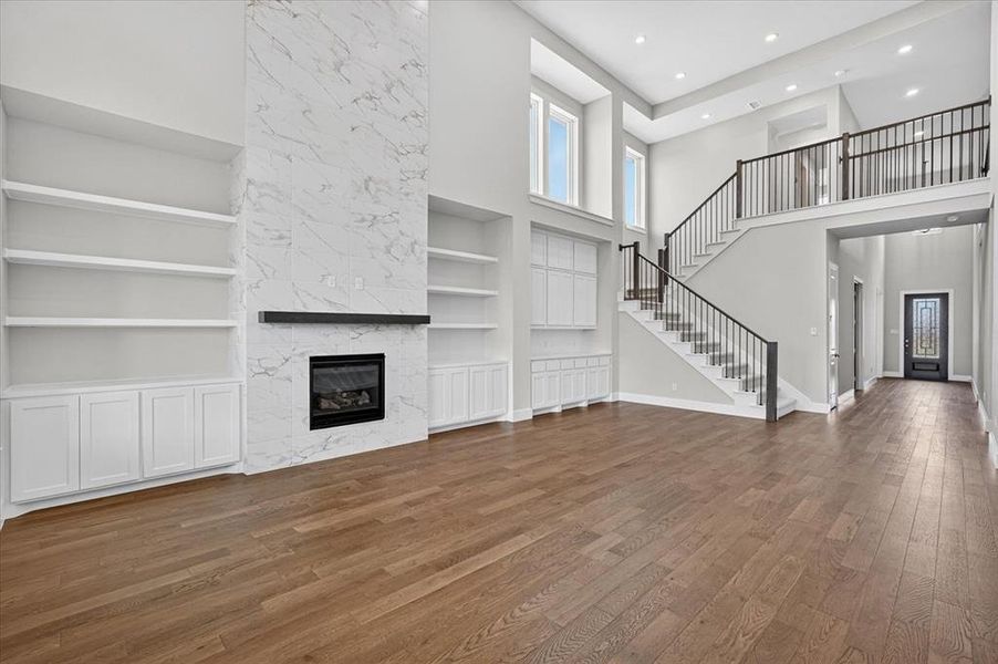 Spacious, unfurnished interior of a new home in Cambridge Crossing, Celina (Image 22).