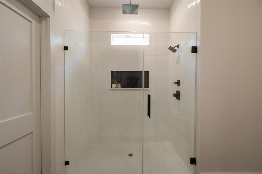 Image 27 of a home in .