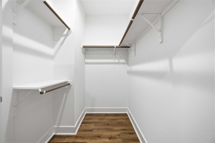 Spacious, unfurnished interior of a new home in , Houston (Image 17).