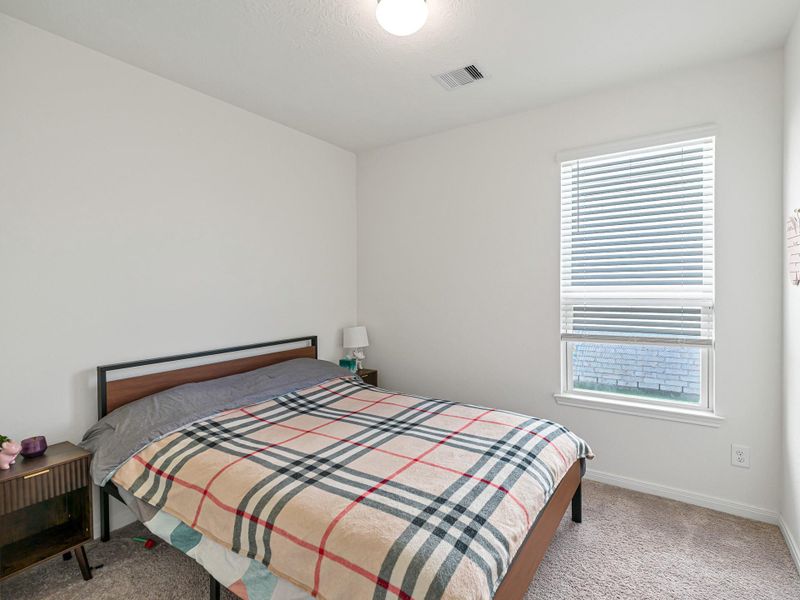 Secondary bedroom Secondary bedroom