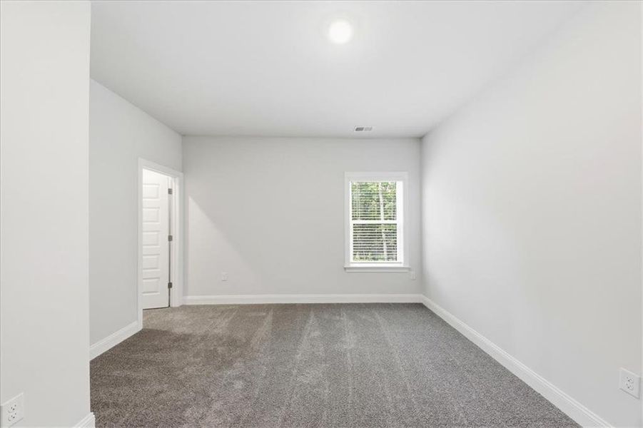 Spacious, unfurnished interior of a new home in Tuscany Hills, Douglasville (Image 18). Spacious, unfurnished interior of a new home in Tuscany Hills, Douglasville (Image 18).