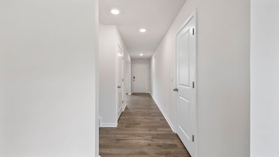 Spacious, unfurnished interior of a new home in Harrier Point, Woodruff (Image 13).