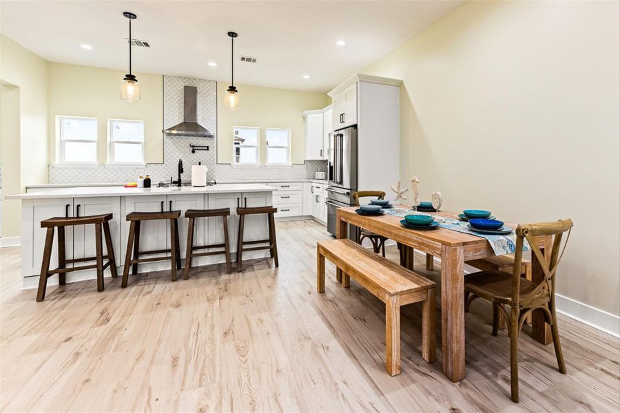 Furnished interior view inside a new home in , Galveston (Image 8).